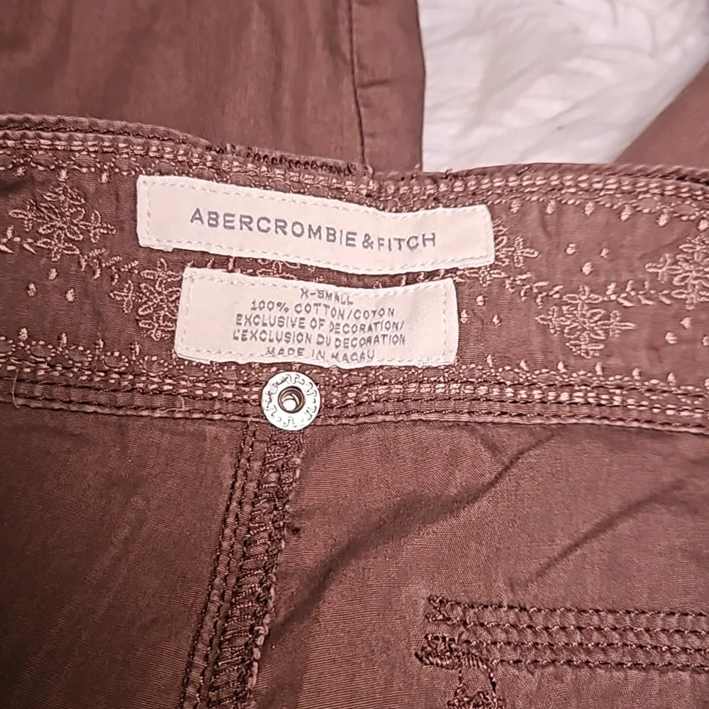 Vintage Y2K Abercrombie & Fitch Cargo Shorts – Brown, XS